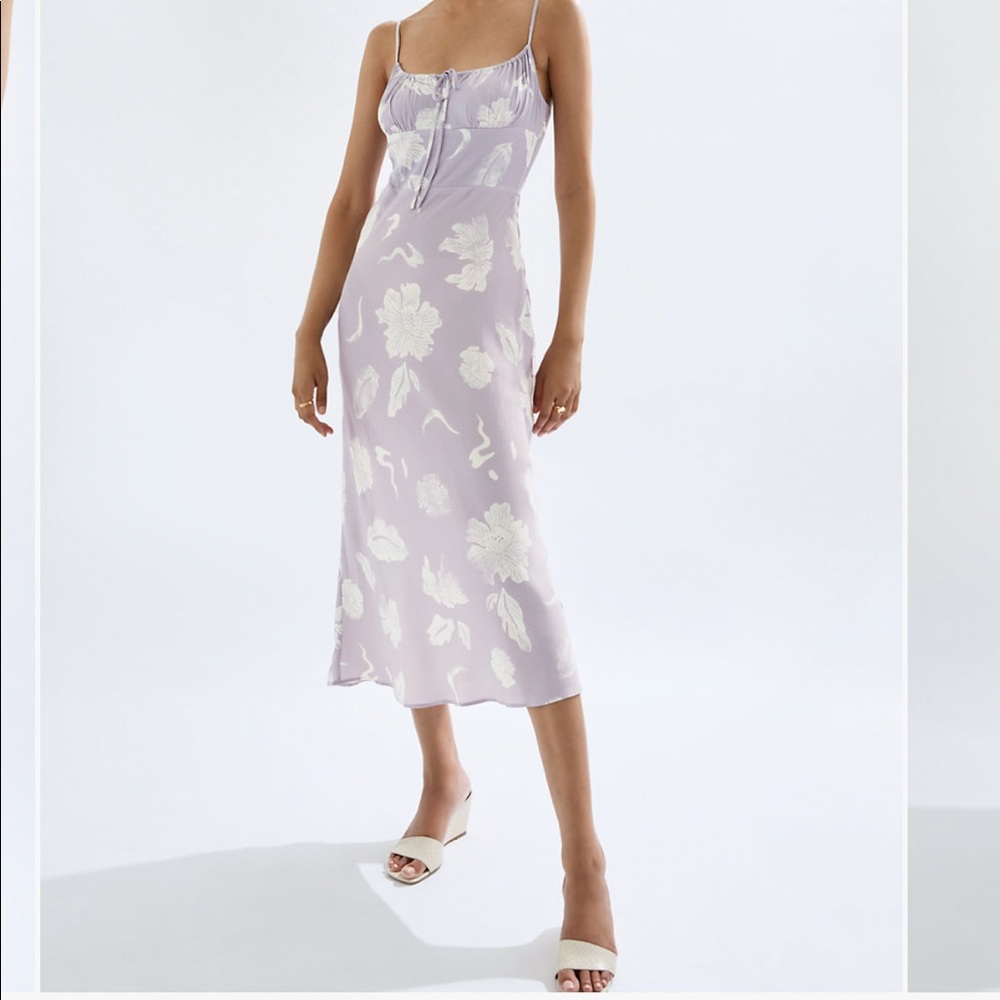 Wilfred bellow dress from aritzia